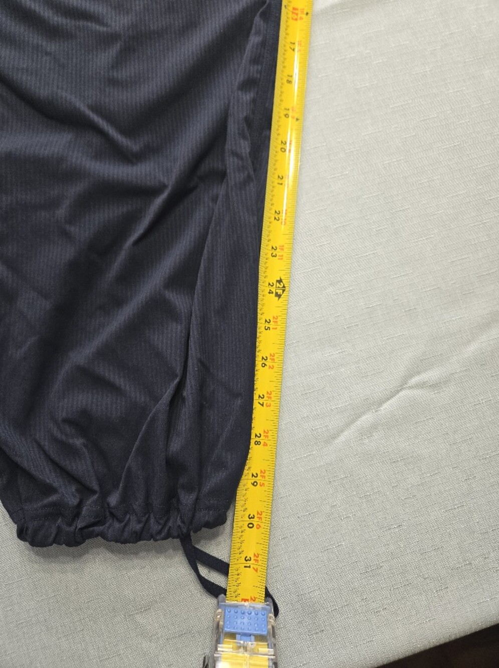 Lululemon Navy Lightweight Jogger Pants – Size 14 - Picture 4 of 9